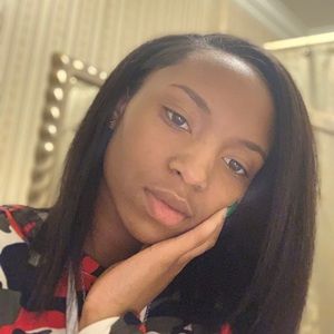 Meet your Posher, Breanna